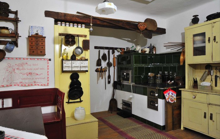 Traditional kitchen in the Bencovje grunt museum